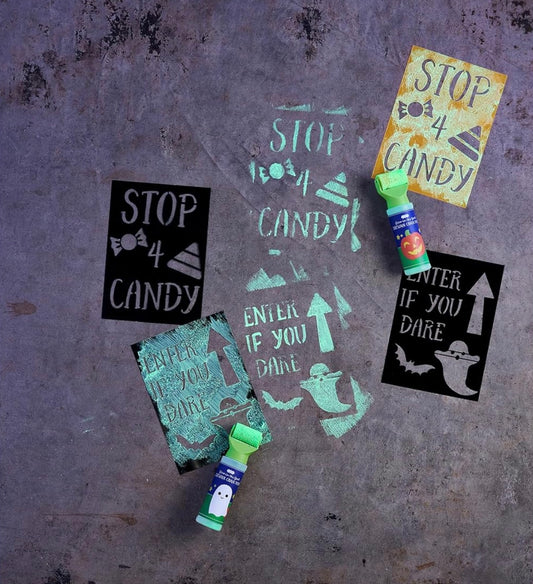 Glow in the Dark Chalk and Stencil Set